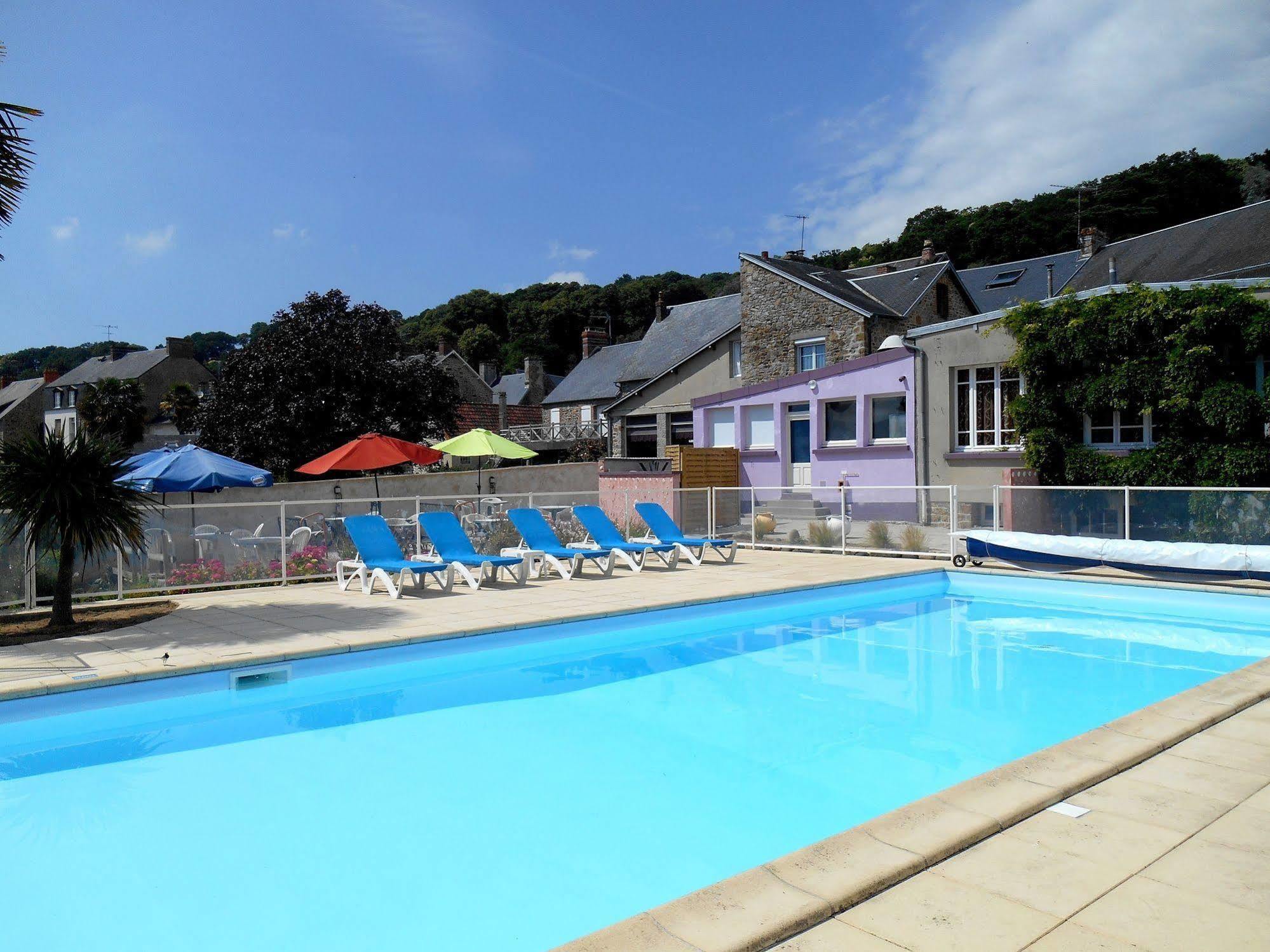 Hotel Des Bains Saint-Jean-le-Thomas Luaran gambar