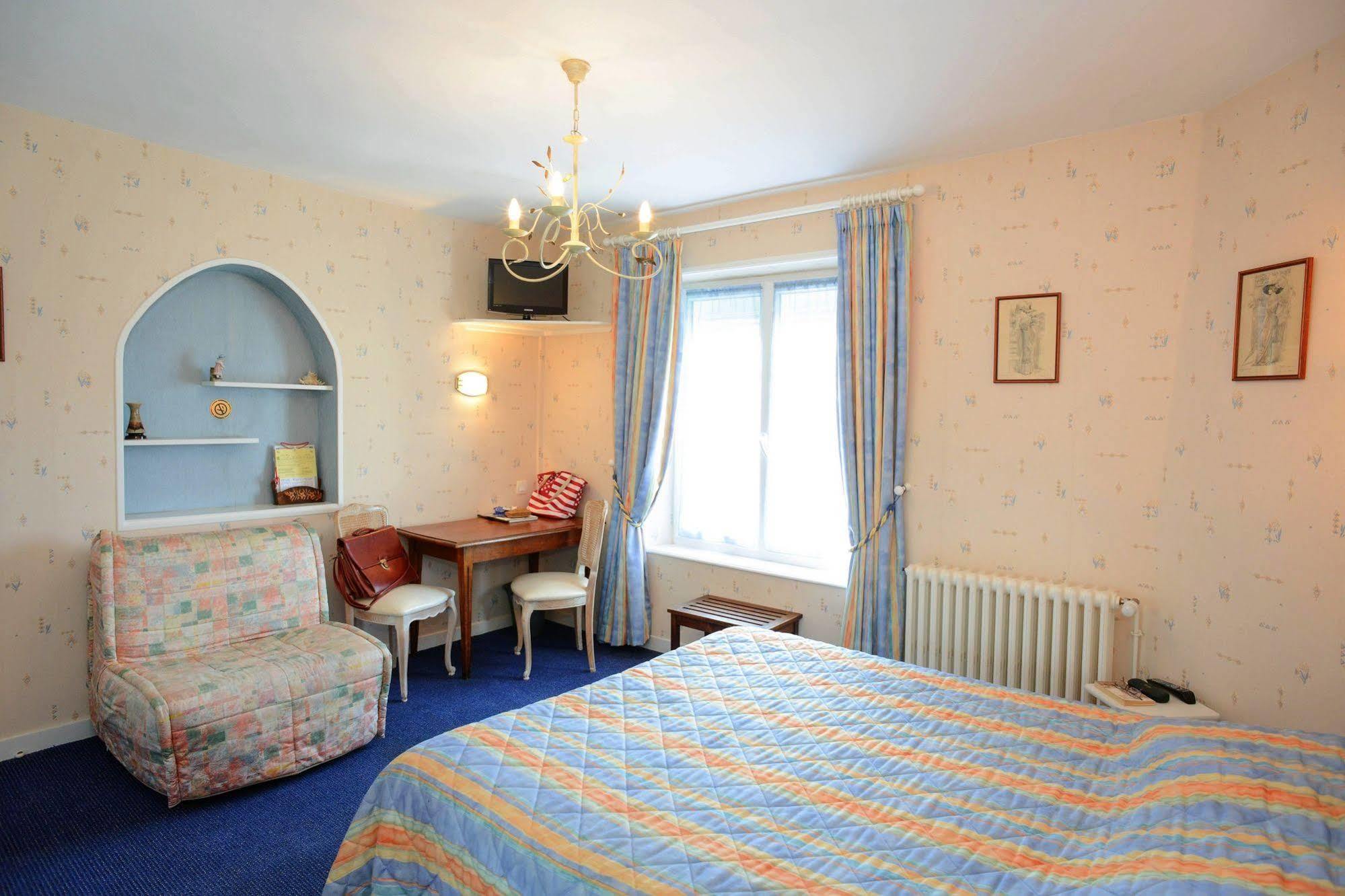 Hotel Des Bains Saint-Jean-le-Thomas Luaran gambar